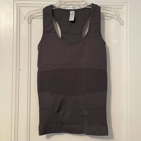 Adidas by Stella McCartney NWOT Matching Set Athletic Tank and Leggings - Picture 2 of 14